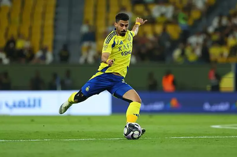علي لاجامي